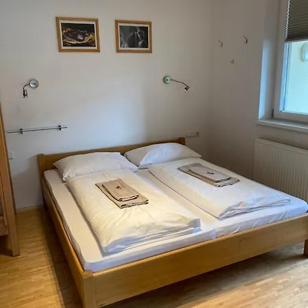 Deluxe Donna * 슈라드밍