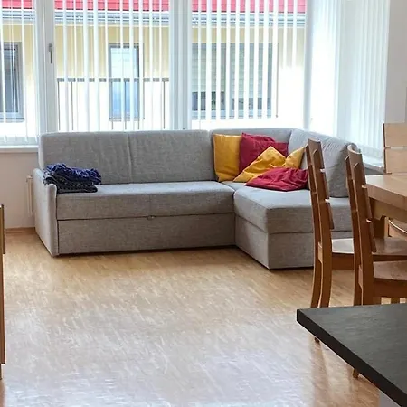 Deluxe Donna Apartment